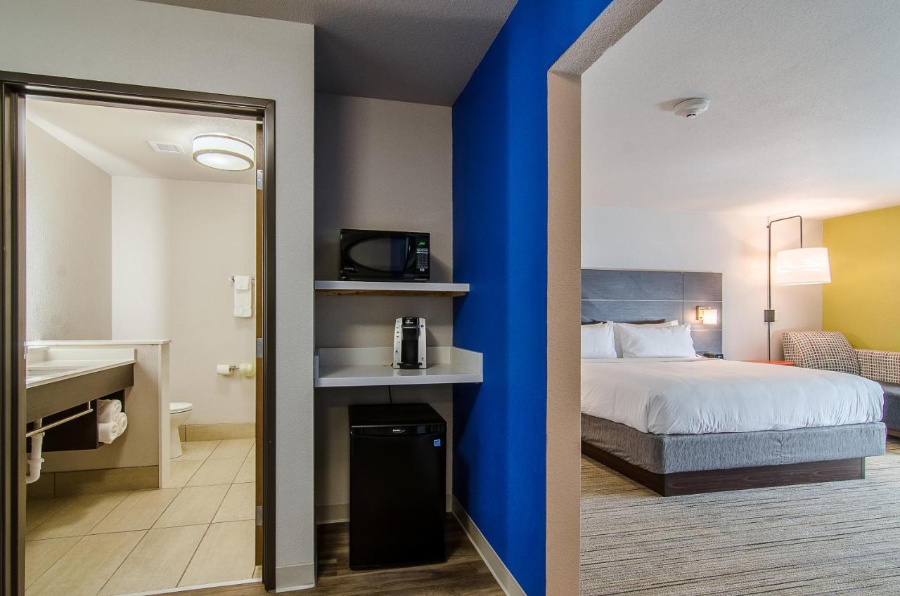 Holiday Inn Express & Suites - Atchison By Ihg Eksteriør billede
