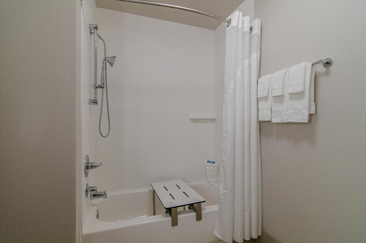 Holiday Inn Express & Suites - Atchison By Ihg Eksteriør billede
